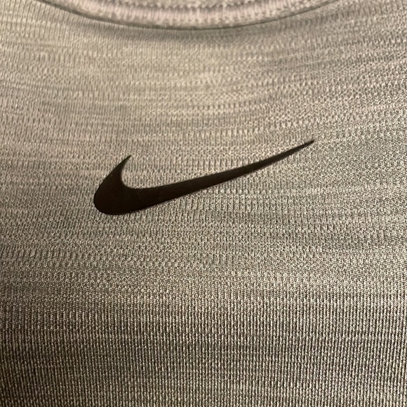 Nike Sports bra - Picture 2 of 4